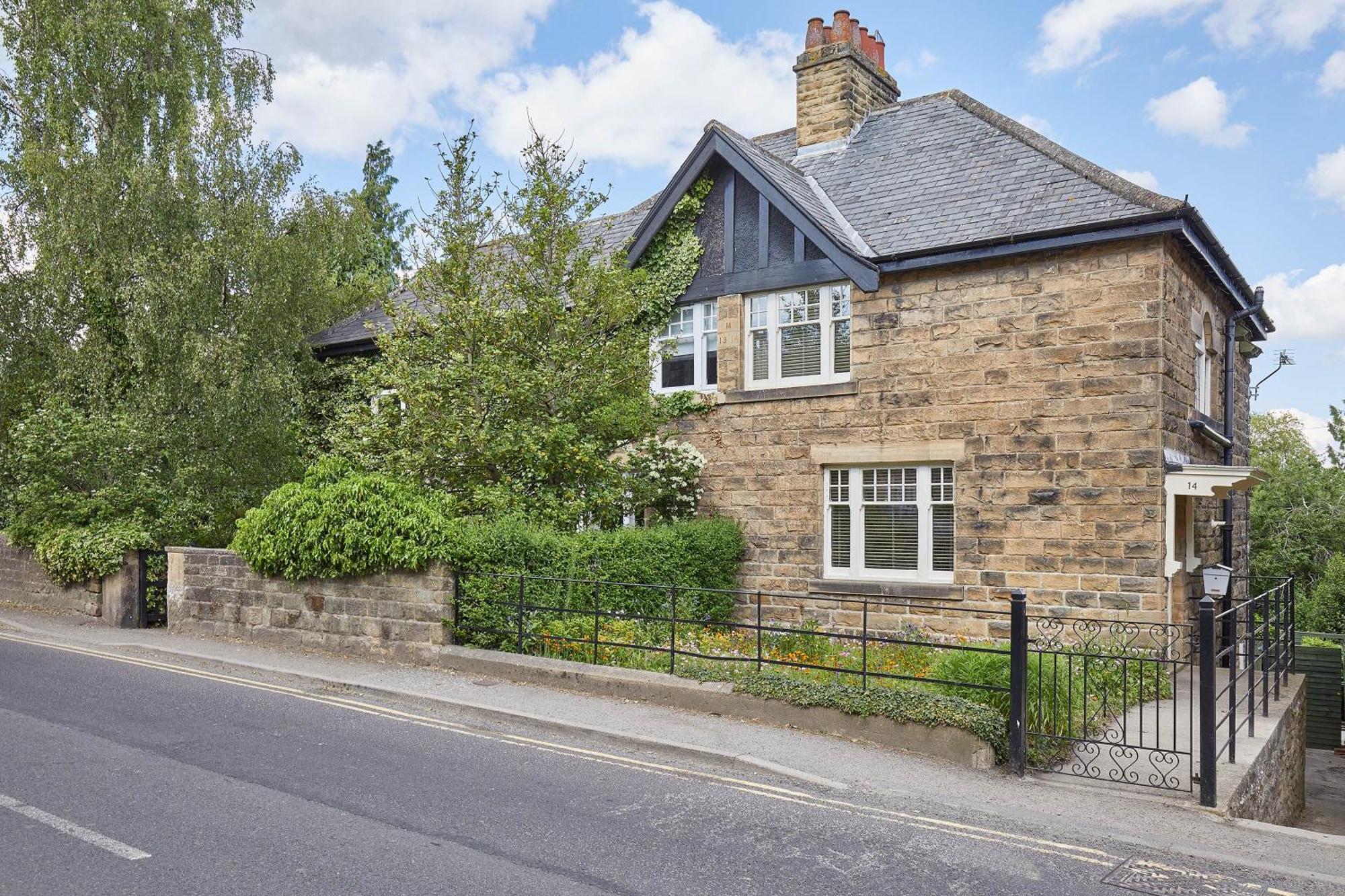 Just The Place River View 3 Bedroom Cottage In Masham Exterior photo