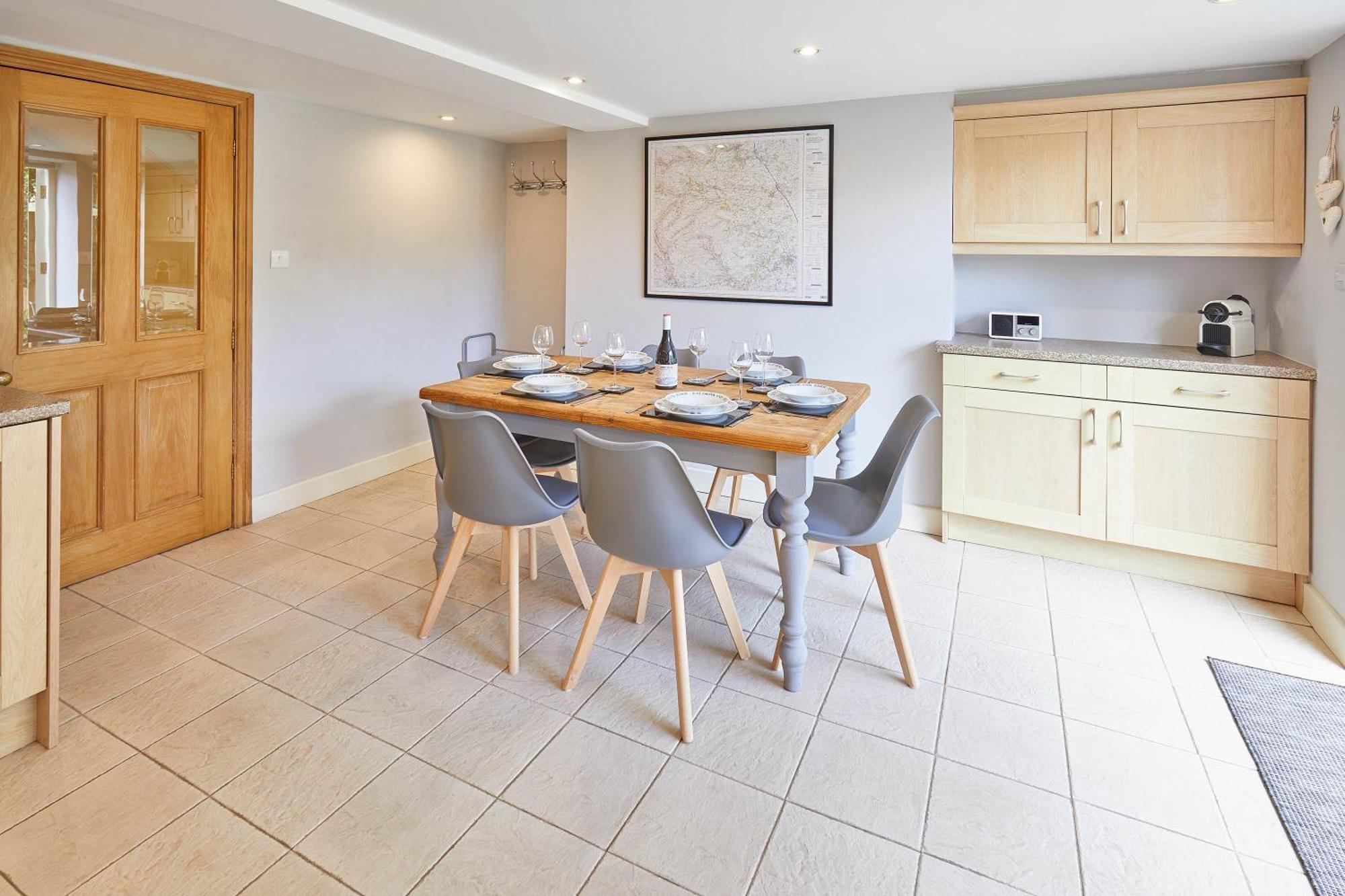 Just The Place River View 3 Bedroom Cottage In Masham Exterior photo
